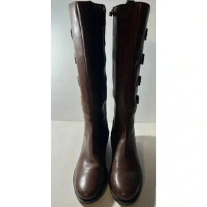 Elegant Brown Women's Boots